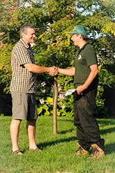 Paysagement Communautaire - arroseur après un travail bien fait, entretient de pelouse et entretient de gazon, saison complète d'arrosage